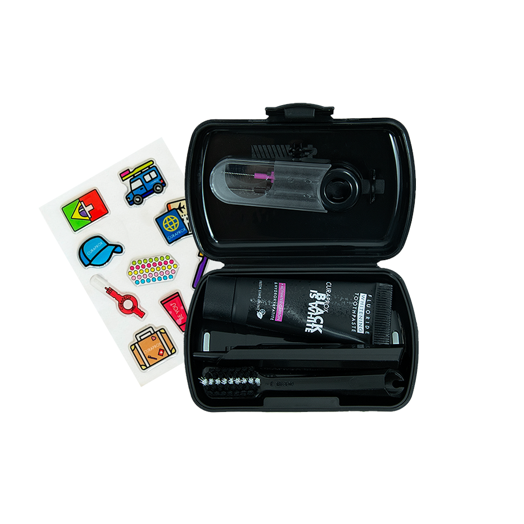 TRAVEL SET BLACK IS WHITE + CARTELA DE AD...